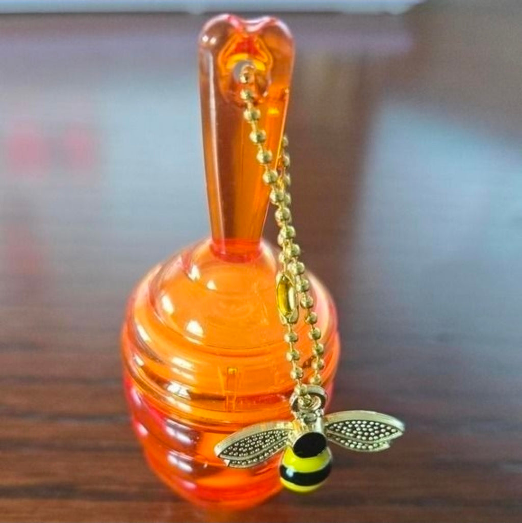 Honey Pot Lip Gloss – Bee Charm Gloss | Sweet Inspired Cute Gloss Keychain